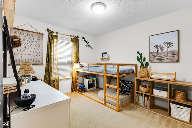 12615 Old Pond Road, Noblesville, IN 46060