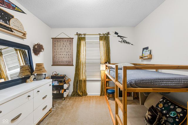 12615 Old Pond Road, Noblesville, IN 46060