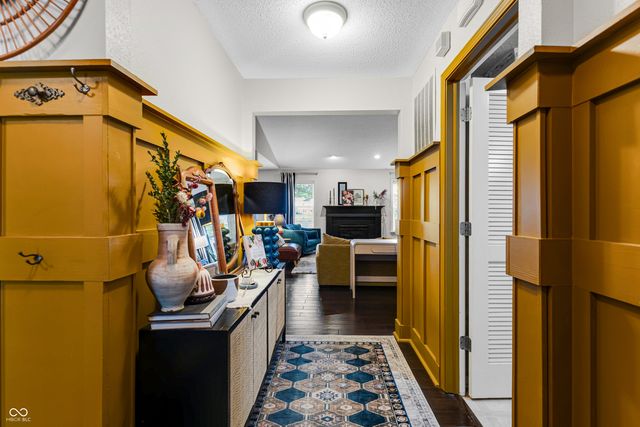 12615 Old Pond Road, Noblesville, IN 46060