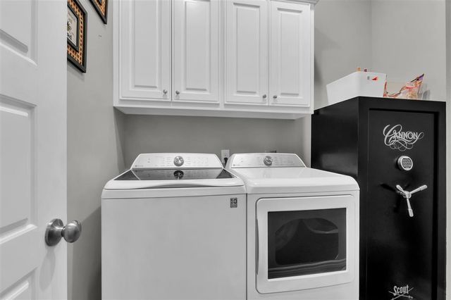 8123 Caden Lane, Iowa, LA 70647