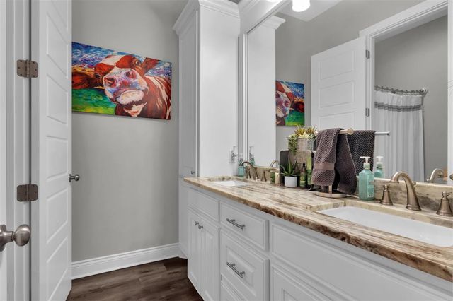 8123 Caden Lane, Iowa, LA 70647