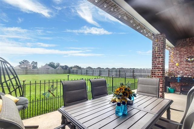 8123 Caden Lane, Iowa, LA 70647