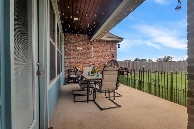 8123 Caden Lane, Iowa, LA 70647