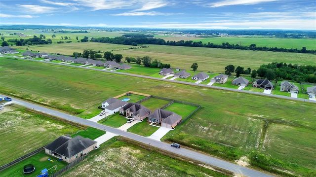 8123 Caden Lane, Iowa, LA 70647