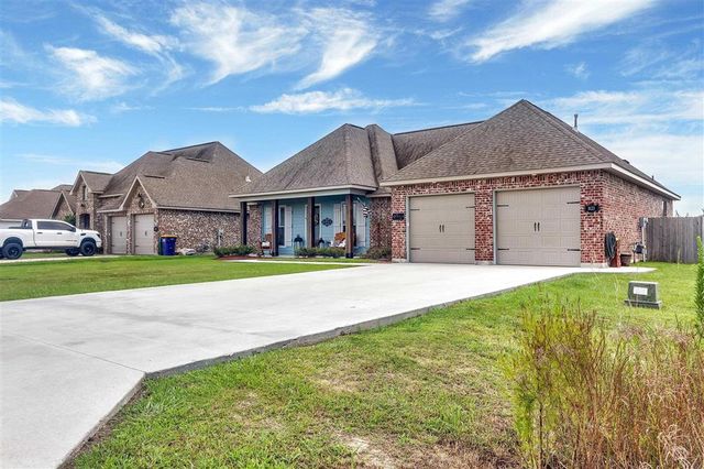 8123 Caden Lane, Iowa, LA 70647