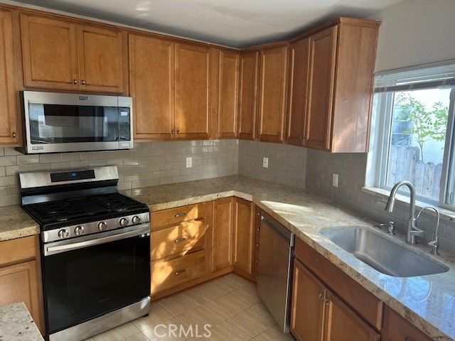 1625 Wellesley Avenue, West Los Angeles (los Angeles), CA 90025