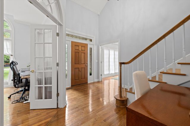 6504 Queensbury Lane, Hixson, TN 37343