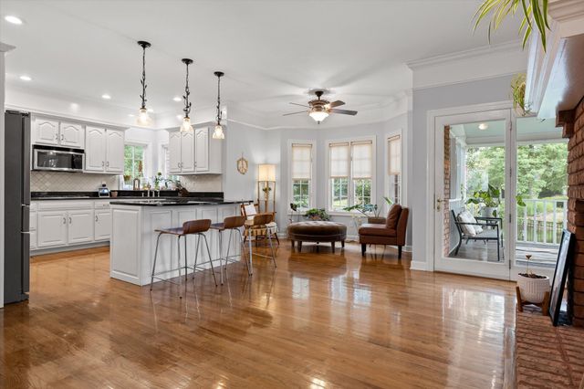 6504 Queensbury Lane, Hixson, TN 37343