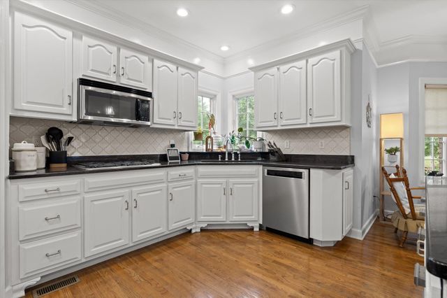 6504 Queensbury Lane, Hixson, TN 37343