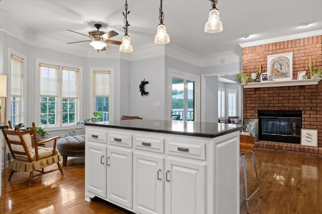 6504 Queensbury Lane, Hixson, TN 37343