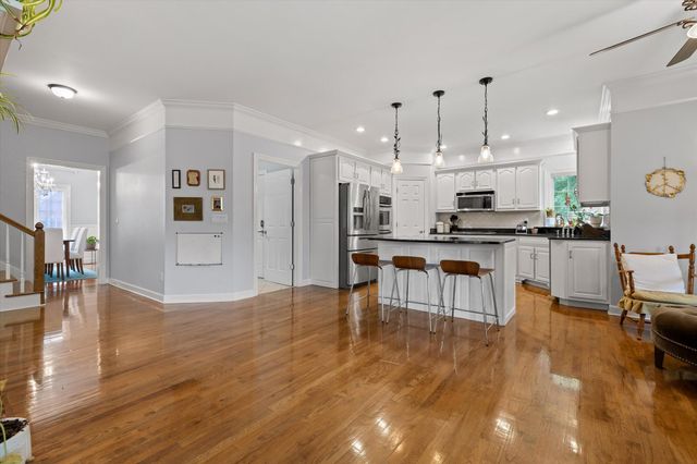 6504 Queensbury Lane, Hixson, TN 37343