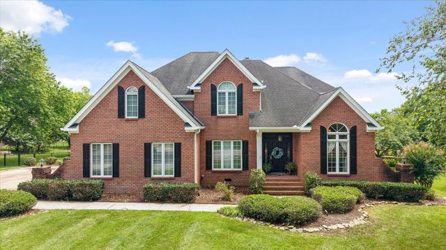 6504 Queensbury Lane, Hixson, TN 37343