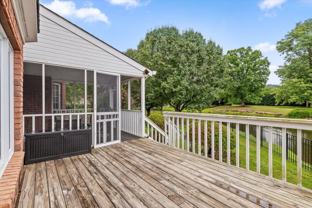 6504 Queensbury Lane, Hixson, TN 37343
