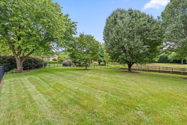 6504 Queensbury Lane, Hixson, TN 37343