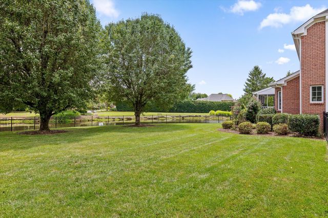 6504 Queensbury Lane, Hixson, TN 37343