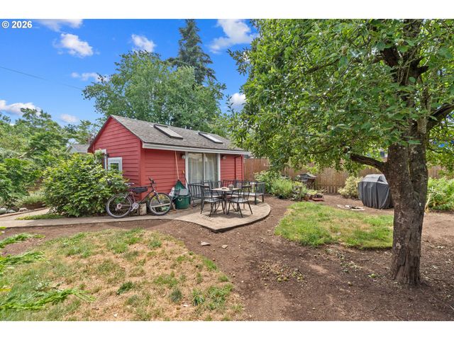 3815 Se 64TH Ave, Portland, OR 97206