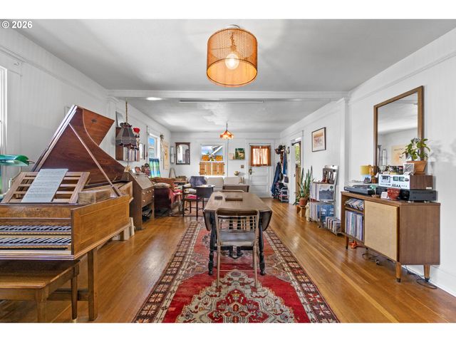 3815 Se 64TH Ave, Portland, OR 97206