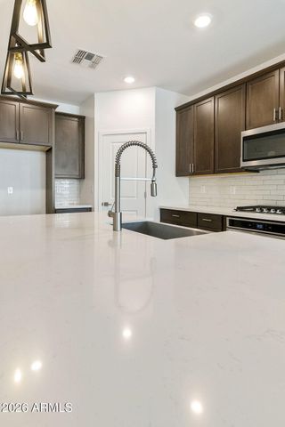 33908 N Beeblossom Trail, San Tan Valley, AZ 85144