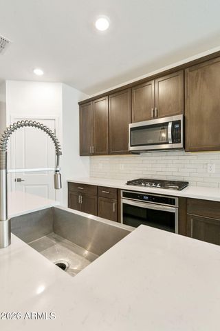 33908 N Beeblossom Trail, San Tan Valley, AZ 85144