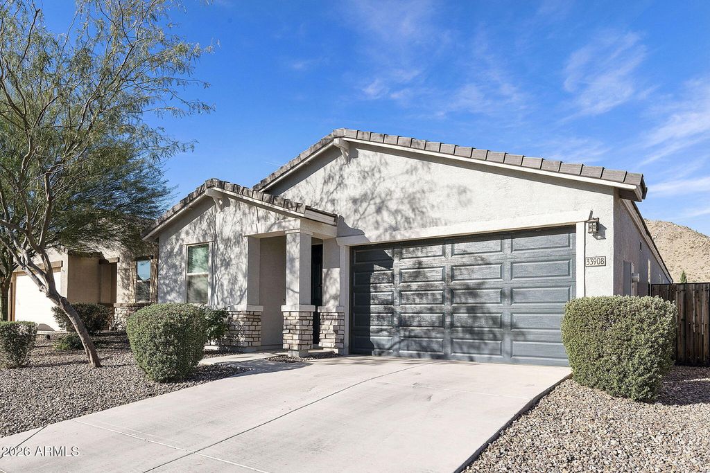 33908 N Beeblossom Trail, San Tan Valley, AZ 85144