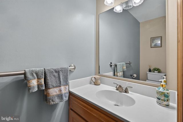 534 BERTOLET MILL RD, Oley, PA 19547