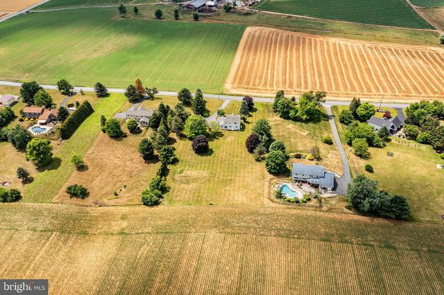 534 BERTOLET MILL RD, Oley, PA 19547