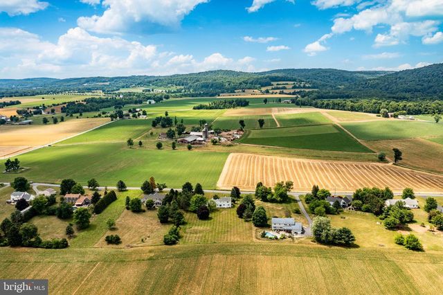 534 BERTOLET MILL RD, Oley, PA 19547