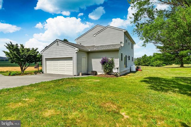 534 BERTOLET MILL RD, Oley, PA 19547