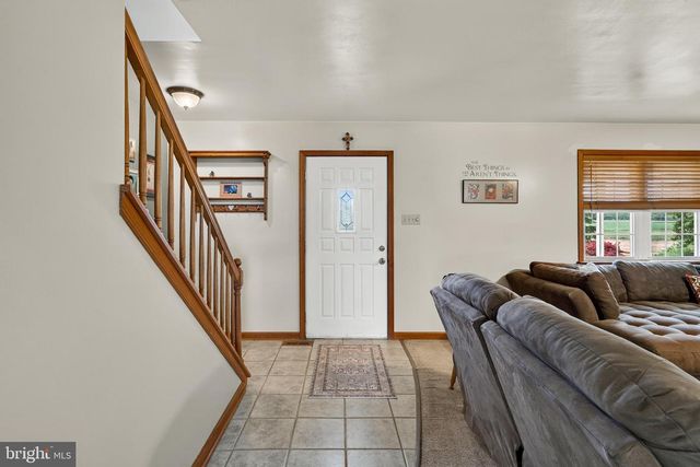 534 BERTOLET MILL RD, Oley, PA 19547