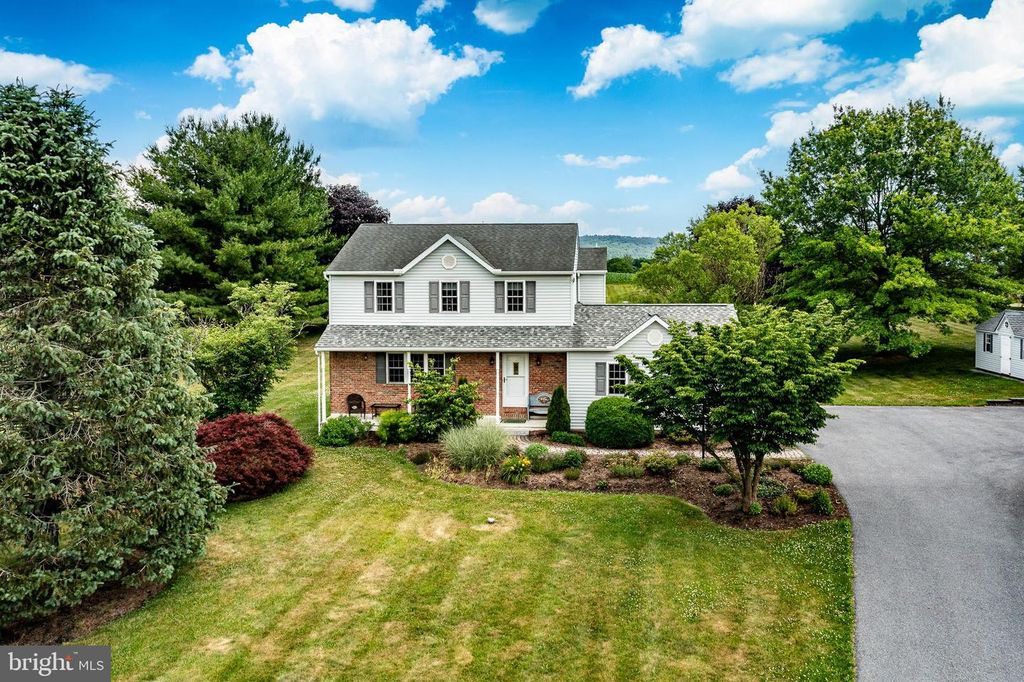 534 BERTOLET MILL RD, Oley, PA 19547