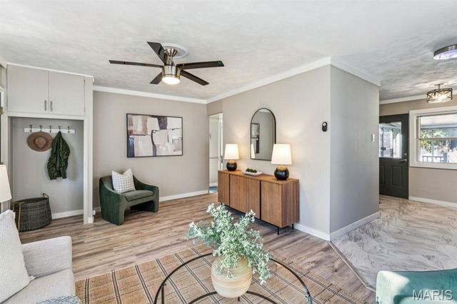 6511 Southwest Avenue, St Louis, MO 63139