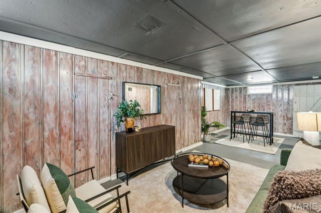 6511 Southwest Avenue, St Louis, MO 63139