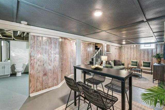 6511 Southwest Avenue, St Louis, MO 63139