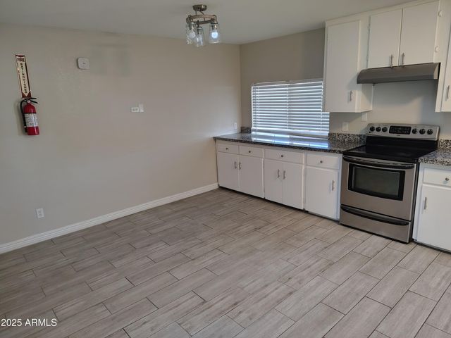 3828 W krall Street, Phoenix, AZ 85019