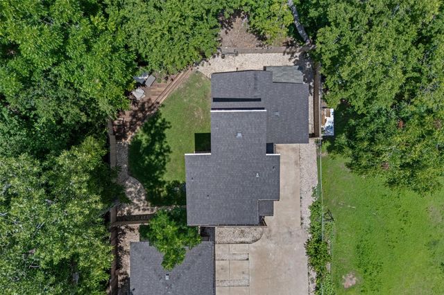 1128 Walton LN 2, Austin, TX 78721