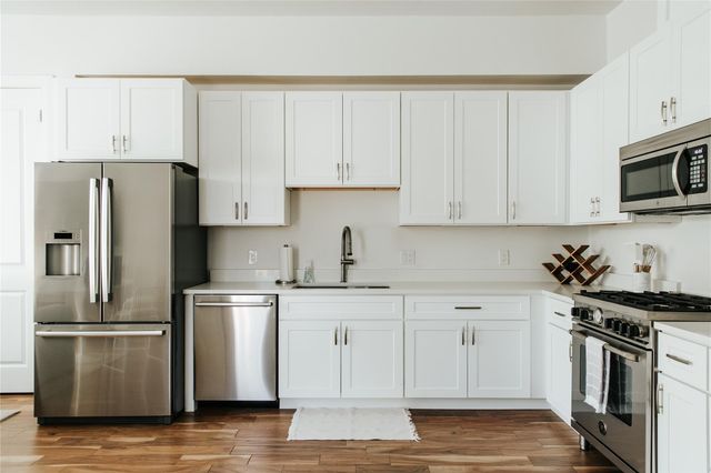 1128 Walton LN 2, Austin, TX 78721