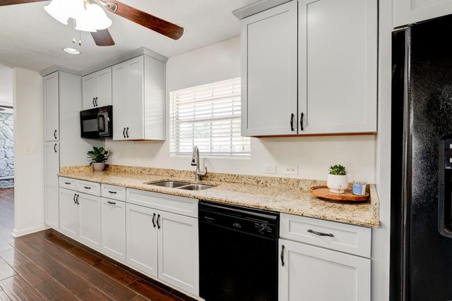 406 NW Holmes Boulevard, Fort Walton Beach, FL 32548