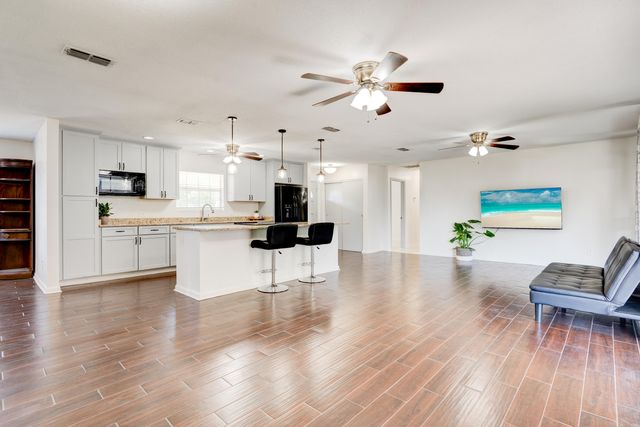 406 NW Holmes Boulevard, Fort Walton Beach, FL 32548