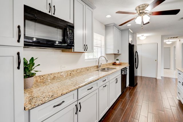 406 NW Holmes Boulevard, Fort Walton Beach, FL 32548