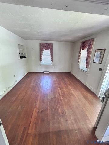 213 Pennington St, South Hill, VA 23970