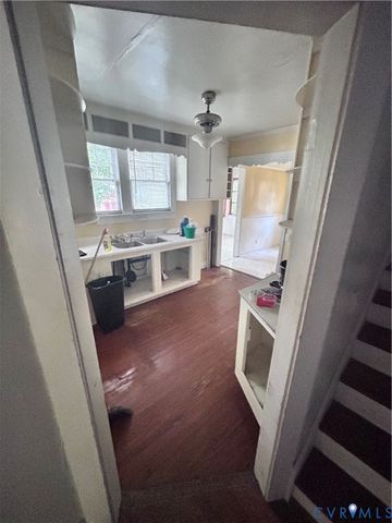 213 Pennington St, South Hill, VA 23970