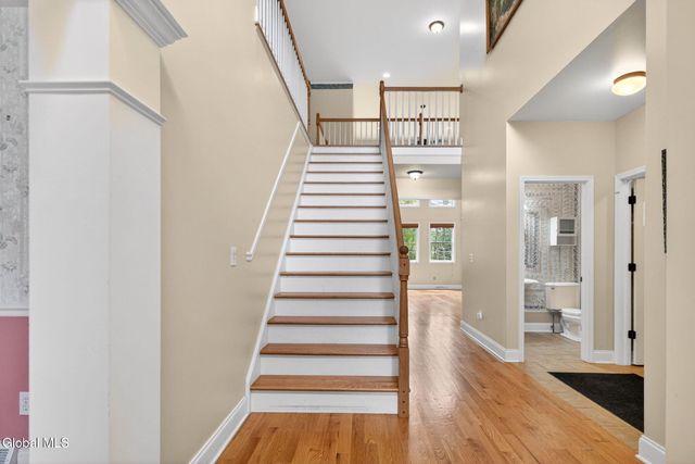 56 Jean Place, Guilderland, NY 12303