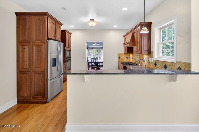56 Jean Place, Guilderland, NY 12303