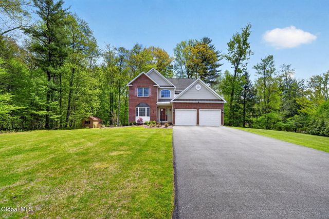 56 Jean Place, Guilderland, NY 12303