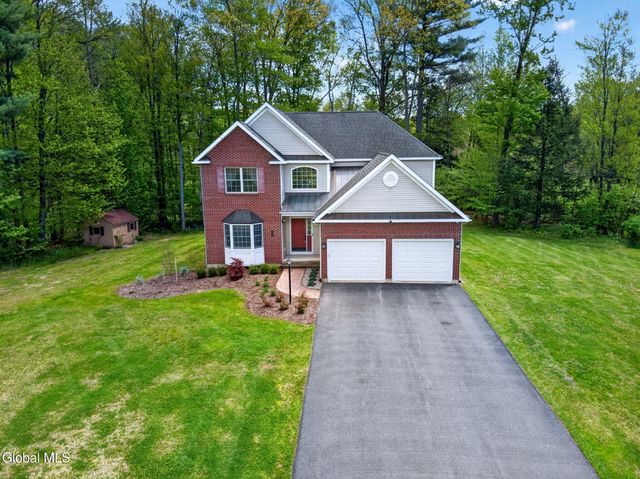 56 Jean Place, Guilderland, NY 12303