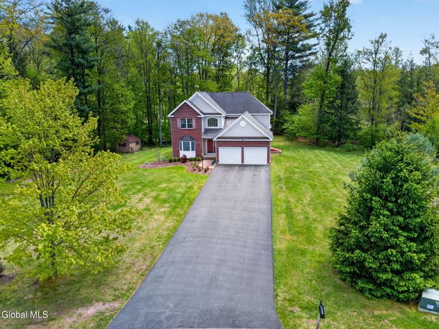 56 Jean Place, Guilderland, NY 12303