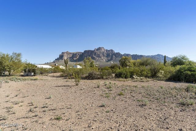 973 N Boyd Road, Apache Junction, AZ 85119