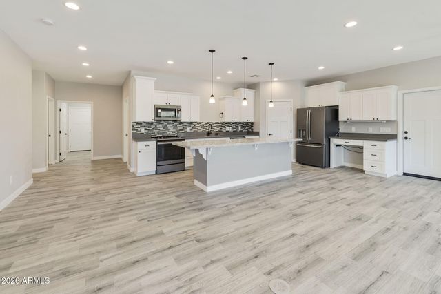 973 N Boyd Road, Apache Junction, AZ 85119