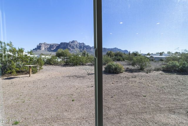 973 N Boyd Road, Apache Junction, AZ 85119