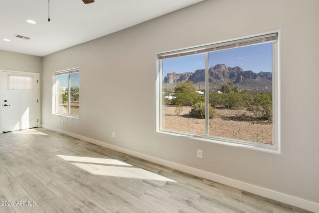 973 N Boyd Road, Apache Junction, AZ 85119